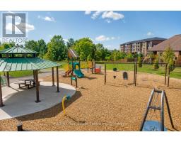 1 - 39 KAY CRESCENT - 25