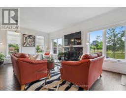 1 - 39 KAY CRESCENT - 6