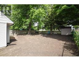 84 VICTORIA BOULEVARD - 36