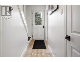 84 VICTORIA BOULEVARD - 5