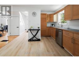 84 VICTORIA BOULEVARD - 6