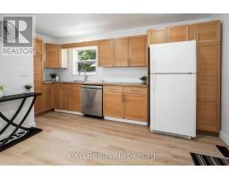 84 VICTORIA BOULEVARD - 7