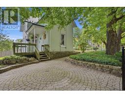 1691 FRANKLIN BOULEVARD - 27