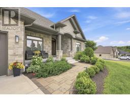 129 SHARRON COURT - 3