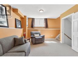 670 REID CRESCENT - 32
