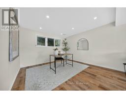 18 SPRINGDALE BOULEVARD - 28