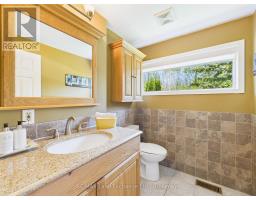 40 EASTWOOD CRESCENT - 11