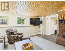 40 EASTWOOD CRESCENT - 22