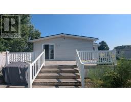 1 25 THAMES ROAD - 16
