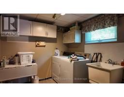 412 ASH STREET - 19
