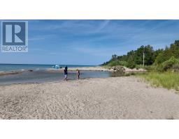 412 ASH STREET - 24