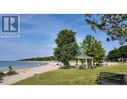 412 ASH STREET - 28