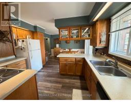 142 CHARLES STREET - 11