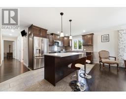 62 VICTORIA BOULEVARD - 3
