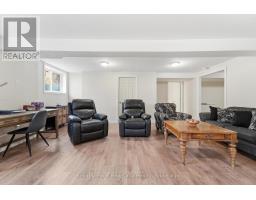62 VICTORIA BOULEVARD - 32