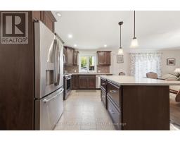 62 VICTORIA BOULEVARD - 4