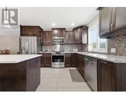 62 VICTORIA BOULEVARD - 6
