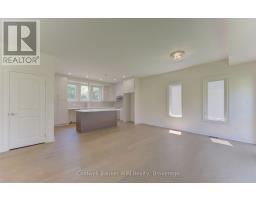 641 MARTIN STREET - 13