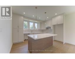 641 MARTIN STREET - 17