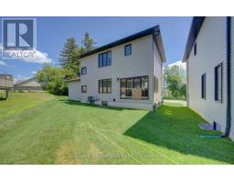 641 MARTIN STREET - 39