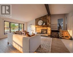 490 GARAFRAXA STREET E - 2