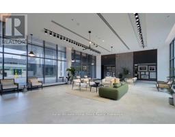 713 - 50 GRAND AVENUE S - 18