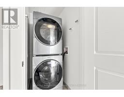 713 - 50 GRAND AVENUE S - 35