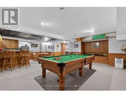 1 HARBOUR LANE - 44