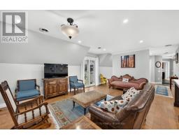 400 - 5 COBOURG STREET - 18
