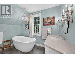 400 - 5 COBOURG STREET - 25