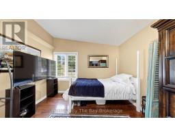 234 HOPE STREET N - 21