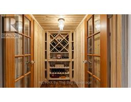 234 HOPE STREET N - 35