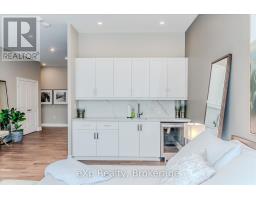 711 - 1878 GORDON STREET - 41