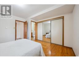 10 KARA LEE COURT - 23