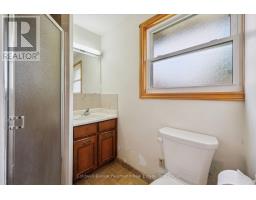 10 KARA LEE COURT - 24