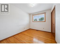 10 KARA LEE COURT - 25