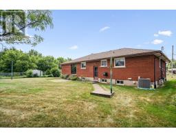 10 KARA LEE COURT - 36