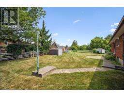 10 KARA LEE COURT - 41