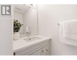 310 - 19 STUMPF STREET - 9