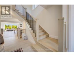 31 NICHOLAS WAY - 4