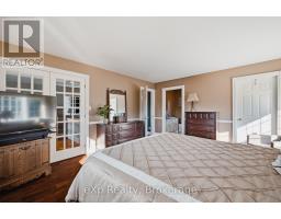 243204 SOUTHGATE 24 ROAD - 28
