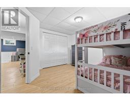 140 JOHN STREET N - 28
