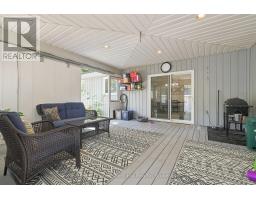 140 JOHN STREET N - 37