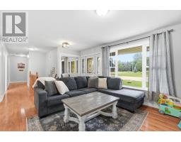 140 JOHN STREET N - 6