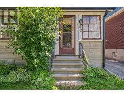 22 BOULT AVENUE - 9