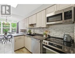 8 PICKWICK PLACE - 15
