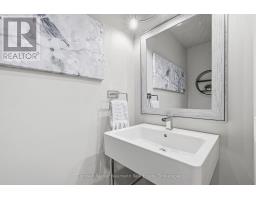 8 PICKWICK PLACE - 16