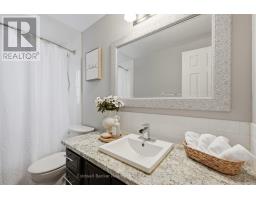 8 PICKWICK PLACE - 25