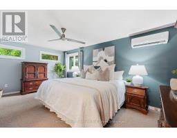 8 PICKWICK PLACE - 26