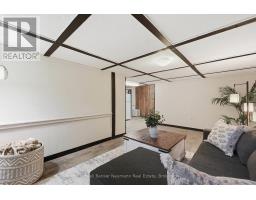8 PICKWICK PLACE - 31